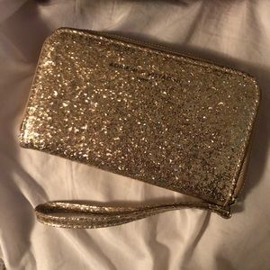 Good glitter wallet/wristlet